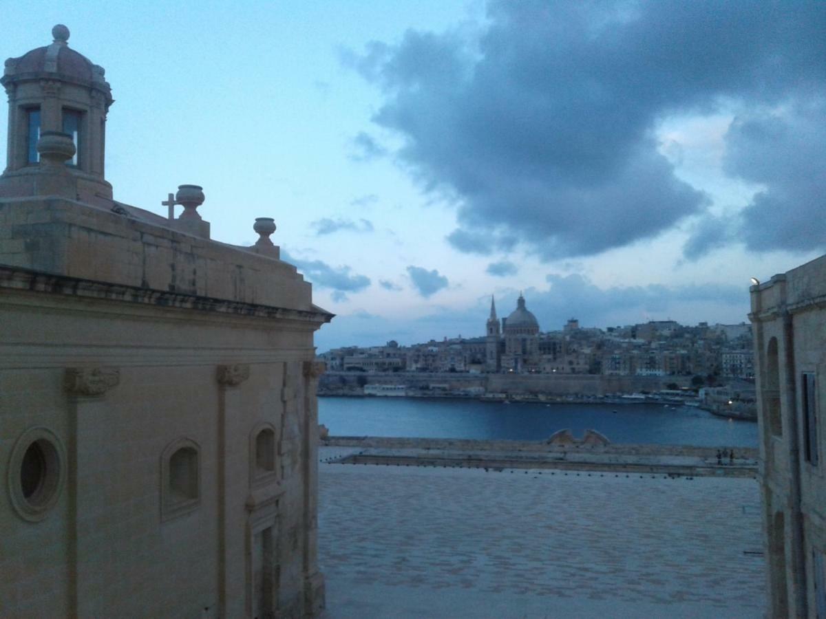 Townhouse Cospicua , Vila Exterior foto